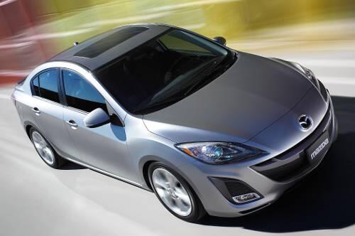 Neu geformt: die Stufenheck-Version des neuen Mazda3.