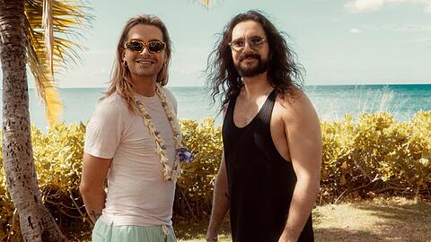 Bill (l.) und Tom Kaulitz sind bald mit der zweiten Staffel ihrer Netflix-Doku "Kaulitz & Kaulitz" zu sehen.