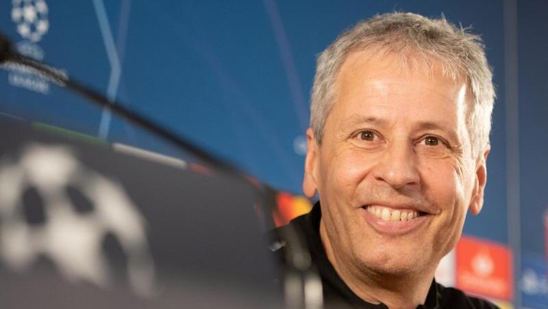 Borussia Dortmunds Trainer Lucien Favre weiß um die Empfindlichkeit von Erfolgsrezepten.