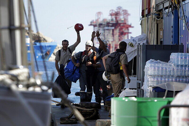 Die Costa Concordia verlässt endlich Giglio - Die Bilder von der letzten Reise zum Abwracken.