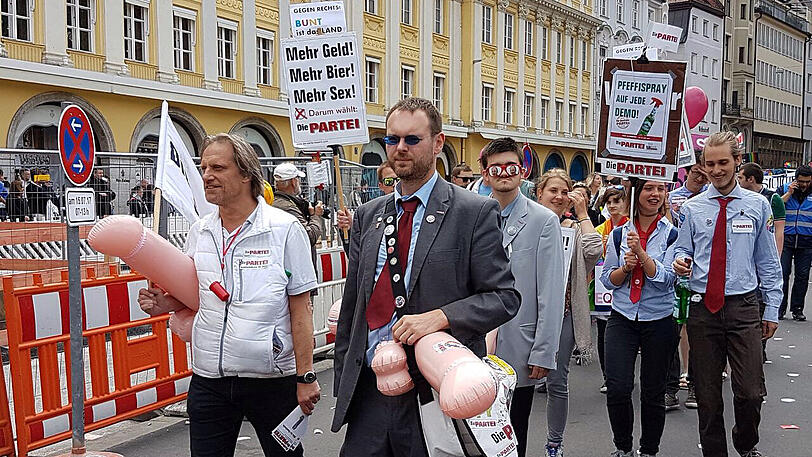Die Bilder vom CSD auf dem Marienplatz und der Parade.