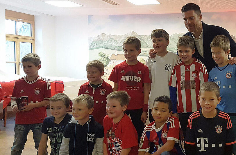 Xabi Alonso beim Fanclub "De Eberfinger" in Eberfing.