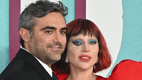 Schwer verliebt: Lady Gaga mit ihrem Verlobten, Michael Polanksy.