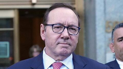 Kevin Spacey während seines Prozesses in New York 2022.