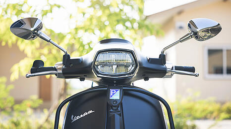 Wegen ihres klassischen Designs und der gem&uuml;tlichen Fahrweise sind Vespas enorm beliebt unter Rollerfahrern.