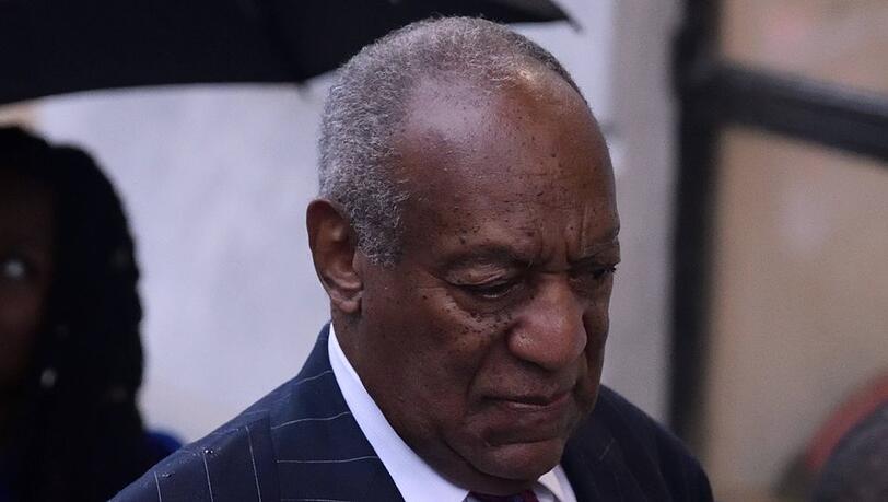 Bill Cosby nahm von seinem Recht Gebrauch, die Aussage zu verweigern. Bill Cosby nahm von seinem Recht Gebrauch, die Aussage zu verweigern.