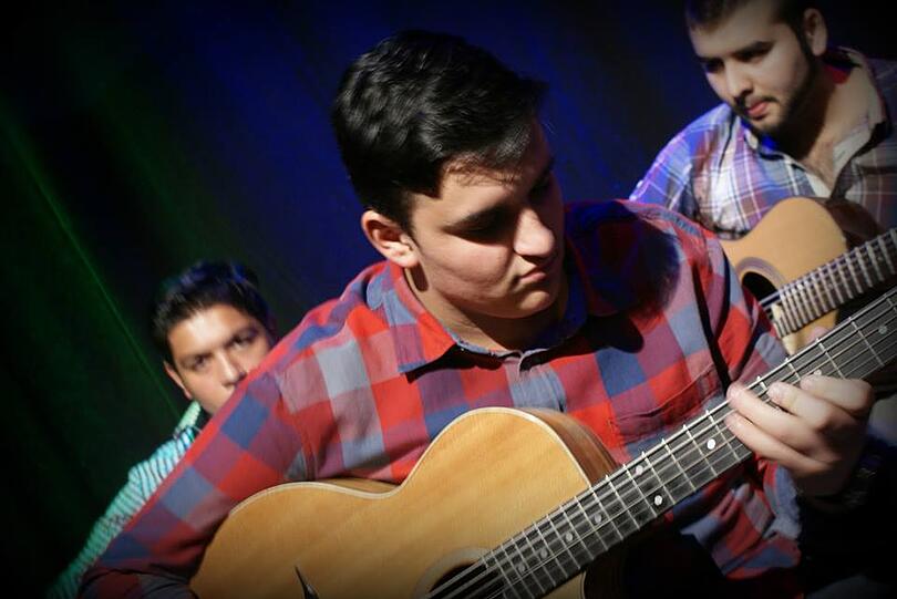 Münchner Sinti präsentieren das Musiktheater Suno - das heißt Traum.