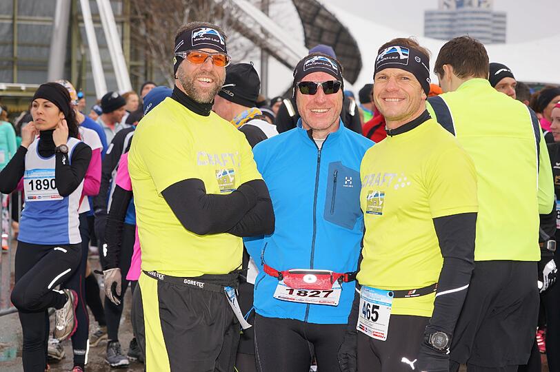 1.100 Läufer nahmen am Samstagvormittag am Winterlauf im Olympiapark in München teil. Hier gibt's die Bilder.