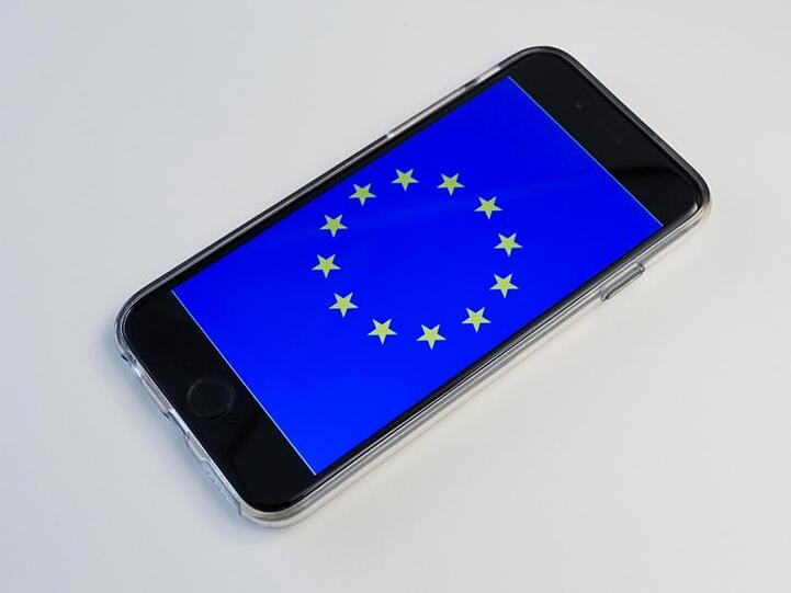 Bereits im Sommer 2017 waren die sogenannten Roaming-Gebühren für Anrufe aus dem EU-Ausland abgeschafft worden.