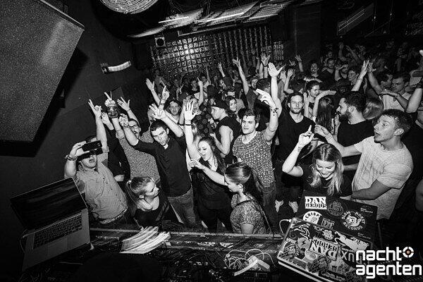 Im Crux konnte sich das Partyvolk zu fetten Hip-Hop-Beats die Seele aus dem Leib tanzen.