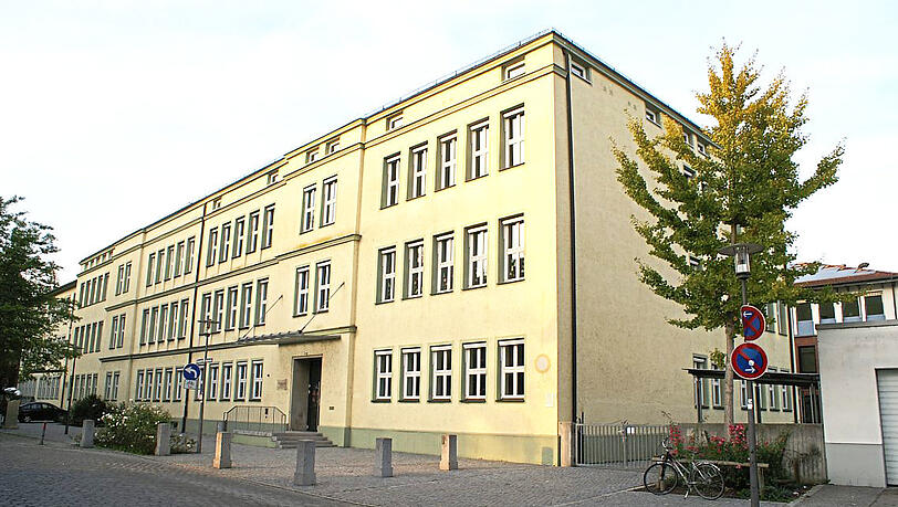 An der Grundschule St. Nikola können rund die Hälfte der Drittklässler nicht schwimmen. An der Grundschule St. Nikola können rund die Hälfte der Drittklässler nicht schwimmen.