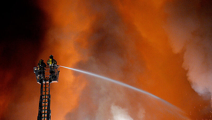 Das Feuer soll im Kinosaal eines noblen Einkaufszentrums ausgebrochen sein. (Symbolbild) Das Feuer soll im Kinosaal eines noblen Einkaufszentrums ausgebrochen sein. (Symbolbild)