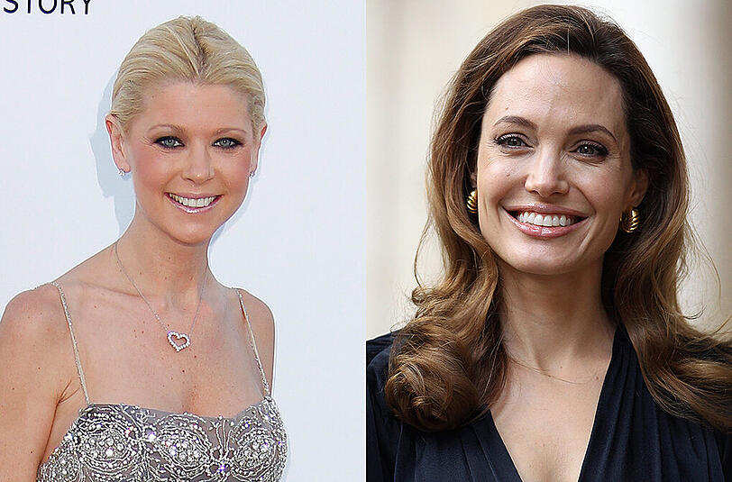 Tara Reid und Angelina Jolie (1975)