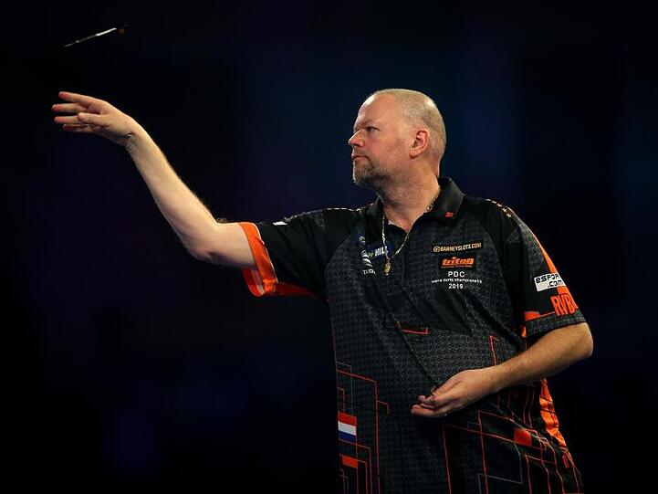 Für Raymond van Barneveld ist die Darts-WM zu Ende.