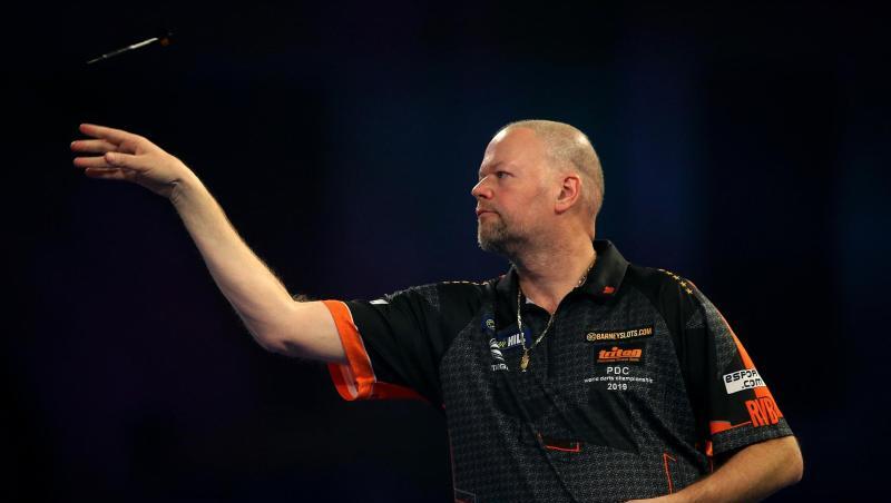 Für Raymond van Barneveld ist die Darts-WM zu Ende. Für Raymond van Barneveld ist die Darts-WM zu Ende.