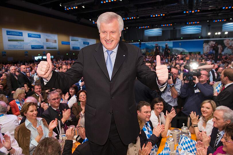Politischer Aschermittwoch der CSU in Passau - die Bilder aus der Dreiländerhalle