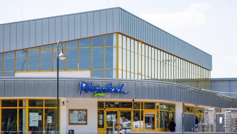 Das Freibad hatte bereits im Juni infolge neuerlicher Ärgernisse weitere Sicherheitsmaßnahmen ergriffen.