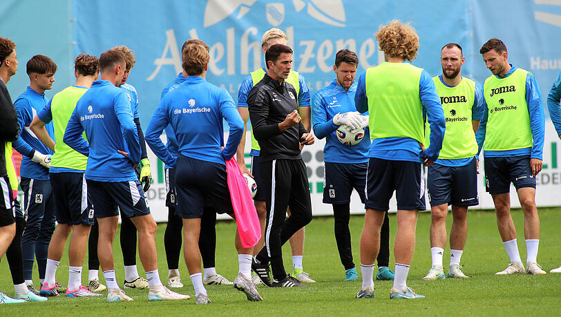 Cheftrainer Patrick Glöckner will aus seinen Löwen wieder eine Heimmacht formen. In der abgelaufenen Saison lag der TSV 1860 in der Heimtabelle auf Rang 17 von 20 Teams.