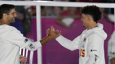 Stars des Super Bowls 2020: Patrick Mahomes (r) und Jimmy Garoppolo.