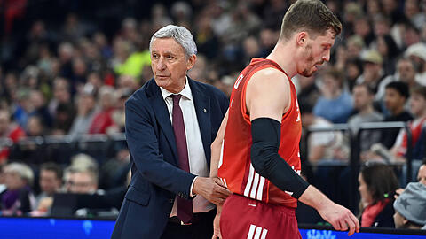 Bei Trainer Svetislav Pesic und Andreas Obst ist die Zukunft noch offen.
