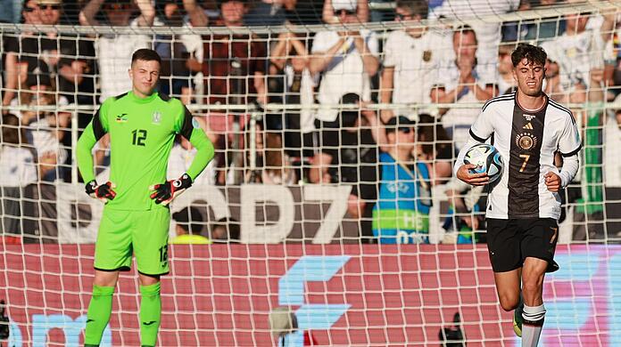 Kai Havertz (r) erzielte den 2:3-Anschlusstreffer. Kai Havertz (r) erzielte den 2:3-Anschlusstreffer.