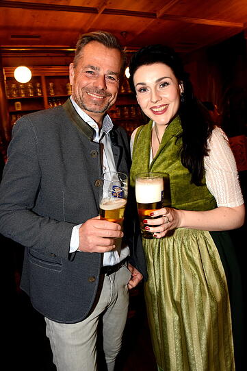 Moderator Michael Sporer und Schauspielerin Anita Eichhorn.