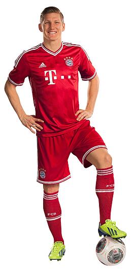 Das sind die neuen Heimtrikots des FC Bayern für die Saison 2013-2014.