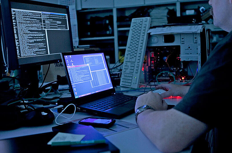 Hacker haben schon wiederholt Millionen von persönlichen Datensätzen abgegriffen. Ein neuer Test lässt Nutzer überprüfen, ob auch ihre Daten auf Hackerseiten gehandelt werden.