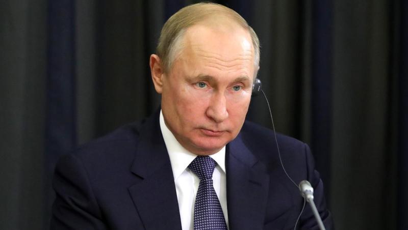 Kremlchef Putin über den in Berlin ermordeten Georgier: "In Berlin wurde ein Krieger getötet, der in Russland gesucht wurde, ein blutrünstiger und brutaler Mensch.". Kremlchef Putin über den in Berlin ermordeten Georgier: "In Berlin wurde ein Krieger getötet, der in Russland gesucht wurde, ein blutrünstiger und brutaler Mensch.".