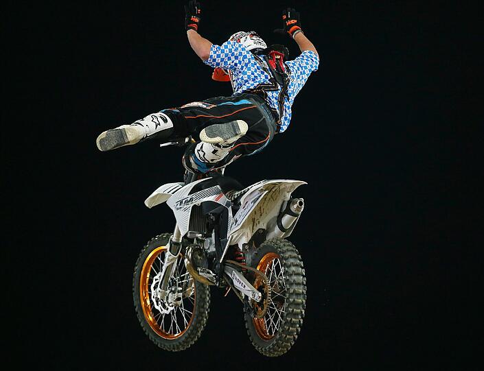 Am Samstag haben die X-Fighters in München Station gemacht - und spektakuläre Stunts gezeigt. Mit von der Partie beim letzten Stopp vor dem Finale in Sydney: Die Stars der Szene rund um den Spanier Dany Torres.