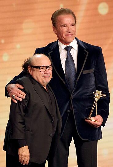 Ein ungleiches Paar: Danny de Vito und Arnold Schwarzenegger.
