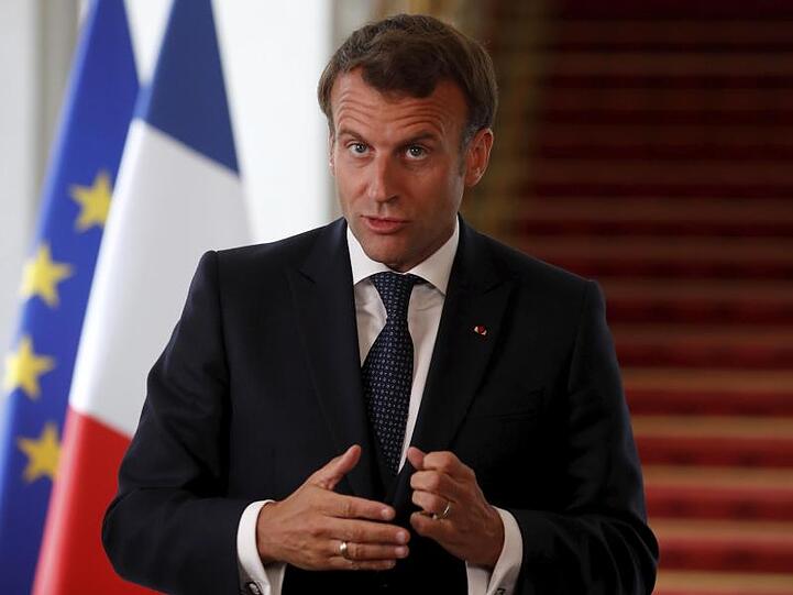 Frankreichs Datenschutzbehörde CNIL hat grünes Licht für die Corona-App "StopCovid" gegeben. Gegen die App gab es immer wieder datenschutzrechtliche Bedenken - auch aus dem Lager von Präsident Macron.