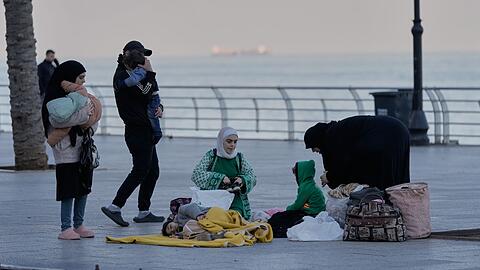 Im Libanon treibt der Krieg erneut Hunderttausende Menschen aus ihren Wohngebieten.
