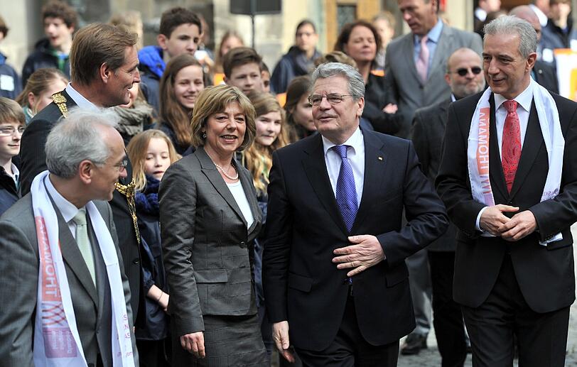 Bundespräsident Joachim Gauck hat am Dienstag am Festakt zum 800-jährigen Bestehen des Thomanerchors in Leipzig teilgenommen - die Bilder.