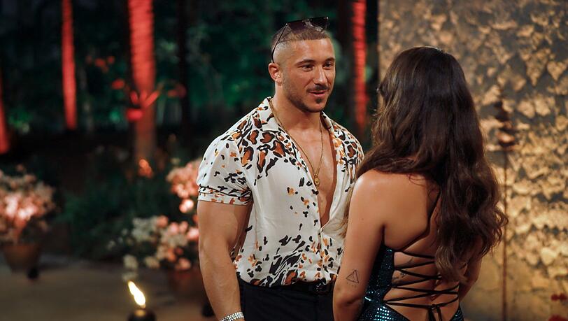Ob Oguzhan wirklich bei Bachelorette Jennifer Saro landen kann? Ob Oguzhan wirklich bei Bachelorette Jennifer Saro landen kann?