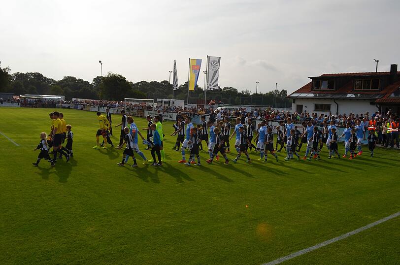 Die Bilder vom Testspiel-Sieg der Löwen gegen den TSV 1863 Schwabmünchen.