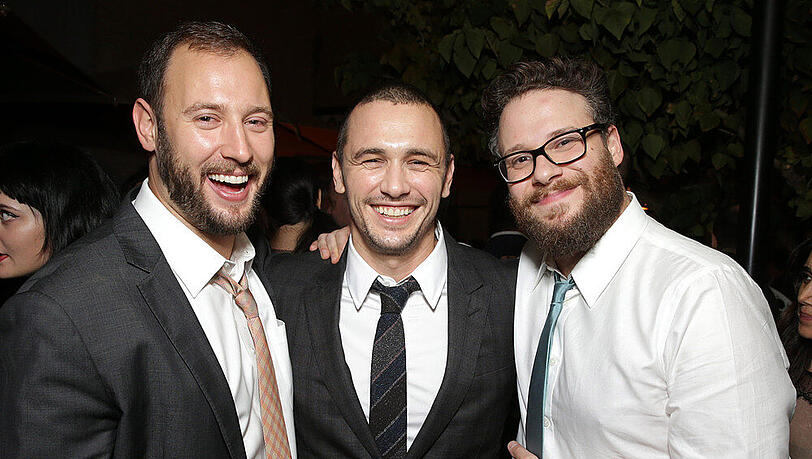 Doch was zu lachen? Regisseur Evan Goldberg, James Franco und Seth Rogen (v.l.n.r.) bei der Weltpremiere von "The Interview" Doch was zu lachen? Regisseur Evan Goldberg, James Franco und Seth Rogen (v.l.n.r.) bei der Weltpremiere von "The Interview"