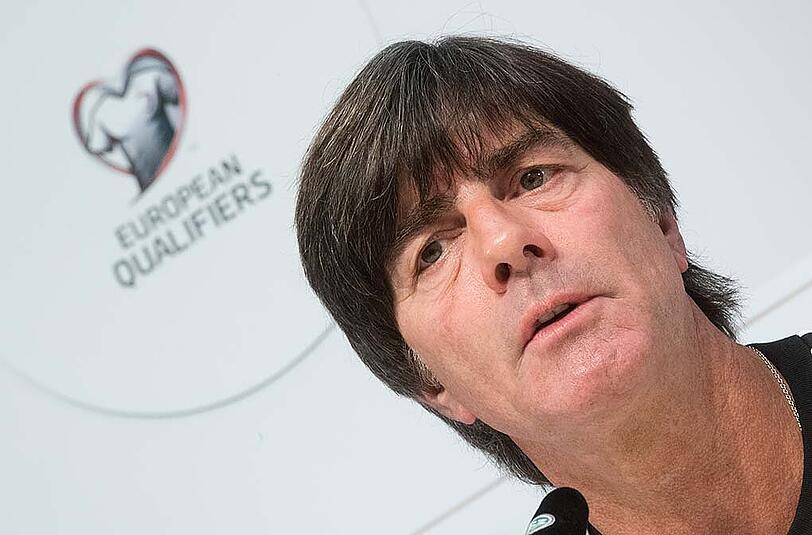 Bundestrainer Jogi Löw ist vor dem Spiel gegen die Nordiren zuversichtlich - schreibt den Gegner allerdings nicht ab.