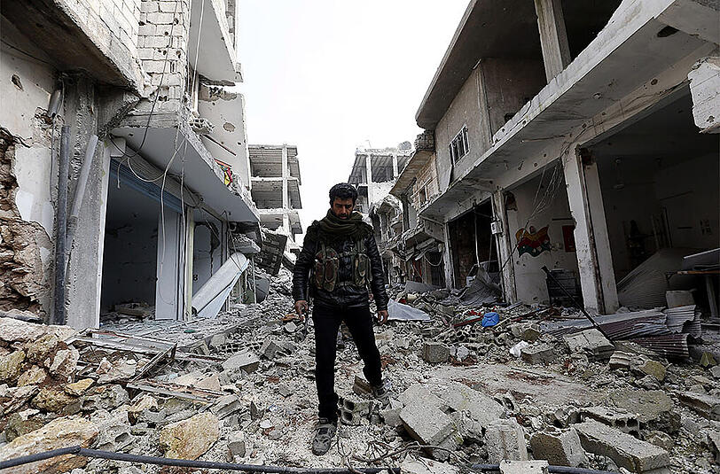 Nach dem Sieg über die Terrormiliz IS in der syrischen Stadt Kobane gleicht diese einem Schlachtfeld. Die Geisterstadt in Schutt und Asche. Die Bilder.