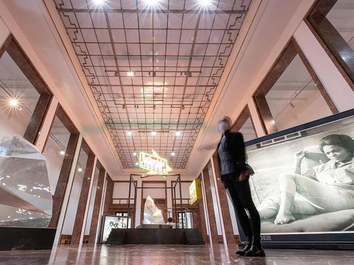 Wenig Besucherandrang herrscht im Haus der Kunst in der bayerischen Landeshauptstadt. Foto: Peter Kneffel/dpa
