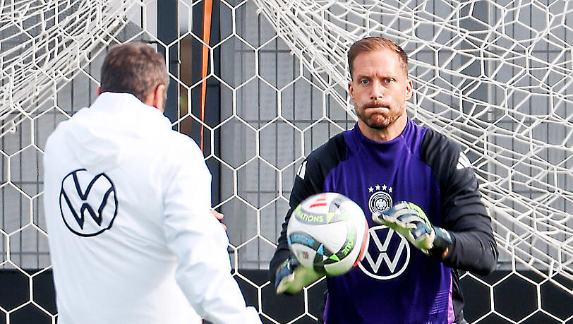 Erfahrener Mann: Oliver Baumann, aus dem Nachwuchs des SC Freiburg hervorgegangen, hat über 400 Bundesligaspiele bestritten. Löb/dpa Erfahrener Mann: Oliver Baumann, aus dem Nachwuchs des SC Freiburg hervorgegangen, hat über 400 Bundesligaspiele bestritten. Löb/dpa