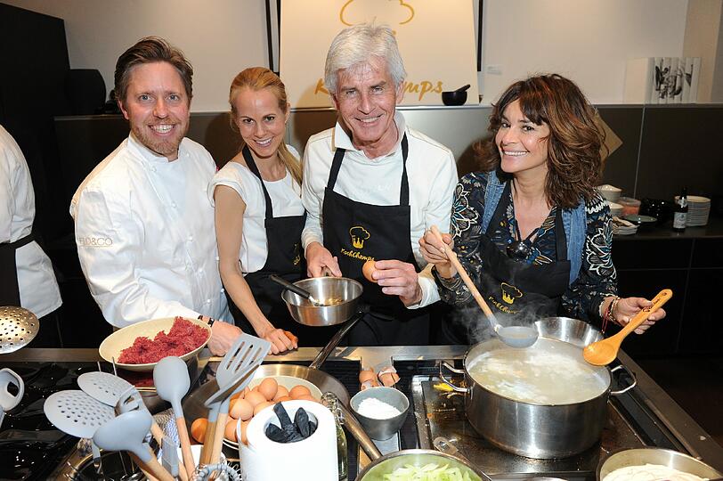 Florian Gürster, Nadja- Anna Fürstin zu Schaumburg- Lippe, Frederic Meissner und Gitta Saxx (v.l.)