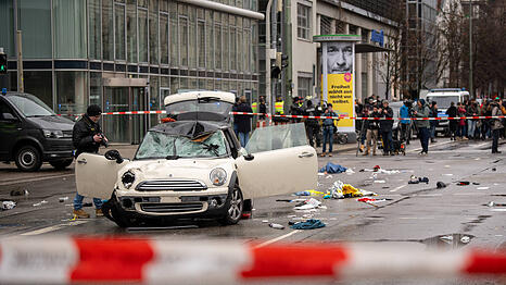 Am 13. Februar 2025 raste ein Auto bei einer Verdi-Demo in M&uuml;nchen in eine Menschenmenge.