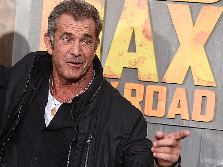 Noch Single, aber schon gut drauf: Mel Gibson bei der "Mad Max"-Premiere in L.A.