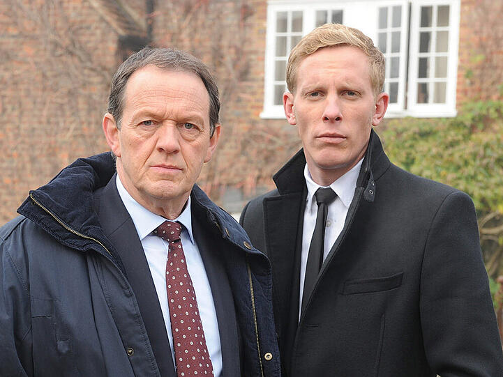 Inspektor Lewis (Kevin Whately, l) und Sergeant James Hathaway (Laurence Fox)