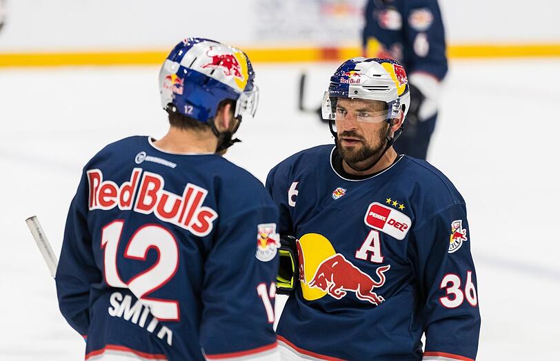 Im Pech: Yannic Seidenberg hat sich das Bein gebrochen. Der Defensivroutinier fällt dem EHC damit erst einmal aus. Auch der Start bei den Olympischen Spielen, bei denen er 2018 Silber holte, ist ungewiss.