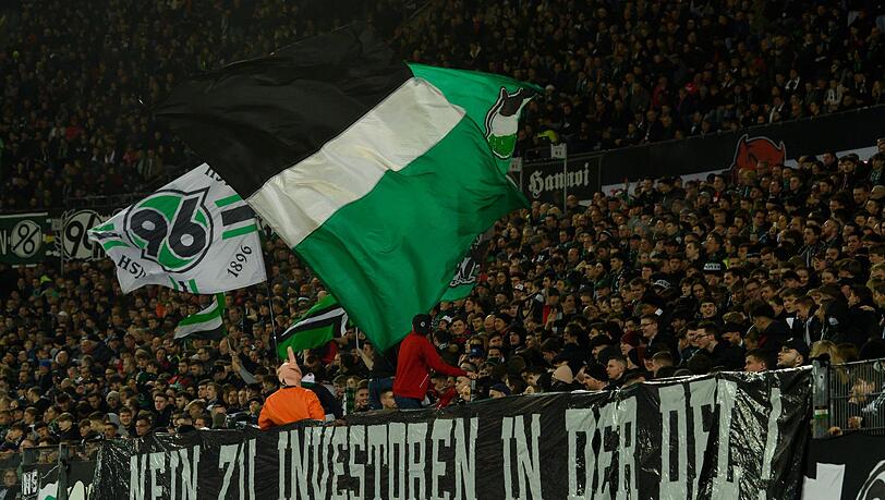 Die organisierten Fans gehören zu den Gewinnern des gescheiterten Investoren-Deals. Die organisierten Fans gehören zu den Gewinnern des gescheiterten Investoren-Deals.