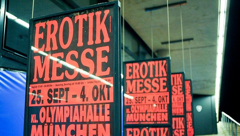"Eros und Amore": Die heißen Bilder von der Erotikmesse in der Olympiahalle! "Eros und Amore": Die heißen Bilder von der Erotikmesse in der Olympiahalle!