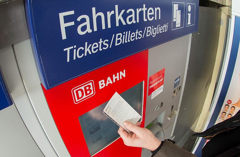 Fahrkartenautomat der Deutschen Bahn. Foto: Armin Weigel