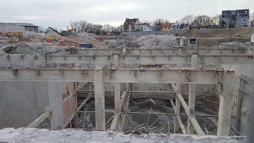 Hier sind die alten Biertanks schon abtransportiert.